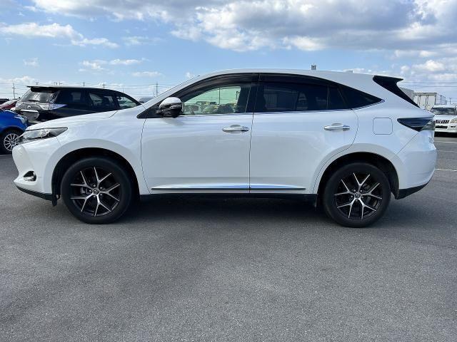 
								Toyota Harrier full									