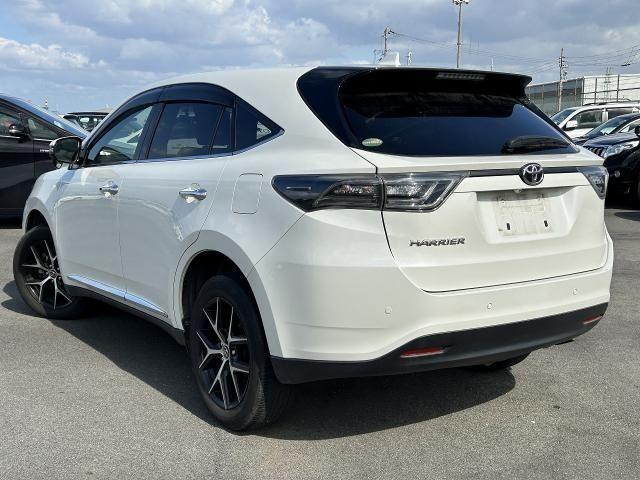 
								Toyota Harrier full									